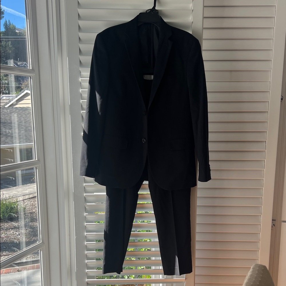 H&M Elegant Dark Suit for Men